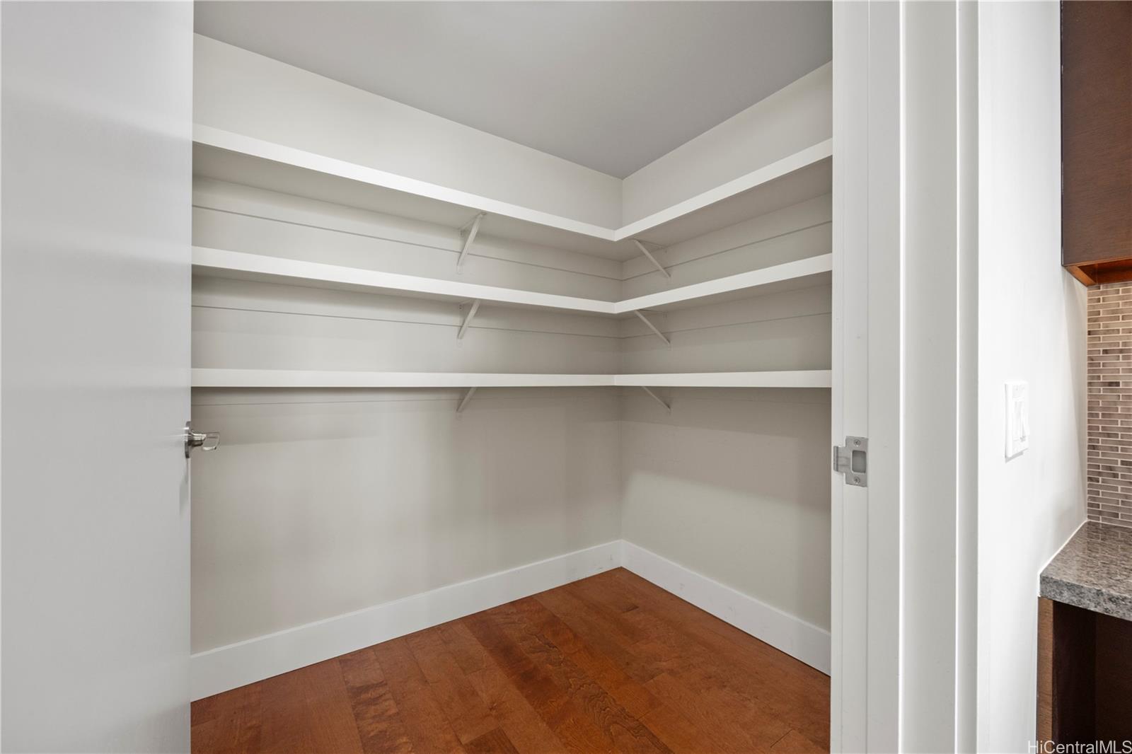 Allure Waikiki condo # 1806, Honolulu, Hawaii - photo 19 of 25