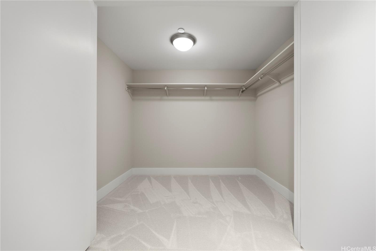 Allure Waikiki condo # 1806, Honolulu, Hawaii - photo 10 of 25