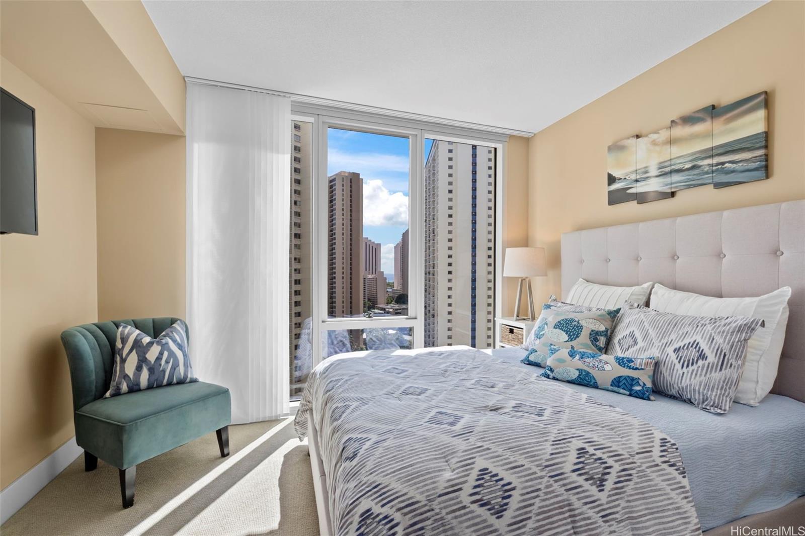 Allure Waikiki condo # 1901, Honolulu, Hawaii - photo 13 of 25