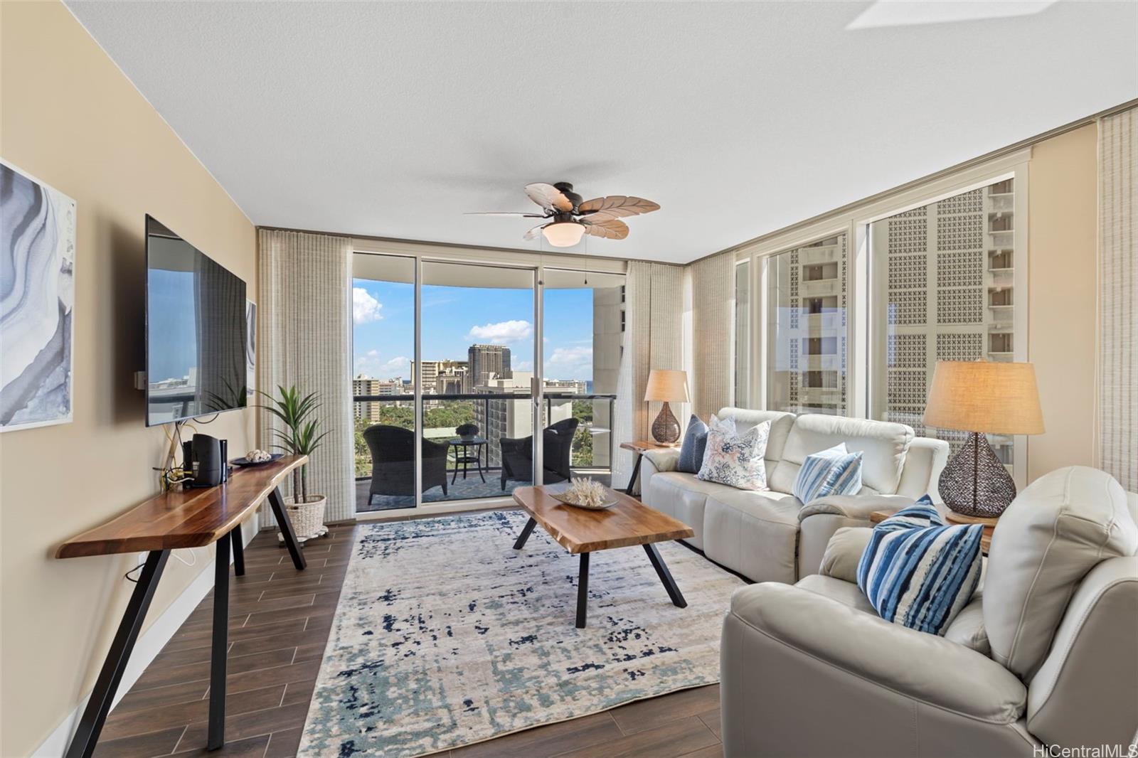 Allure Waikiki condo # 1901, Honolulu, Hawaii - photo 4 of 25