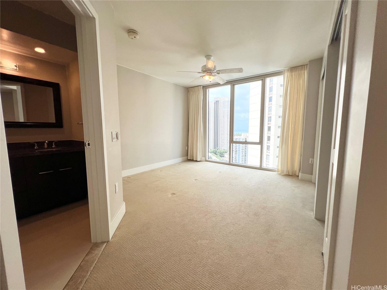 1837 Kalakaua Ave Honolulu - Rental - photo 8 of 20