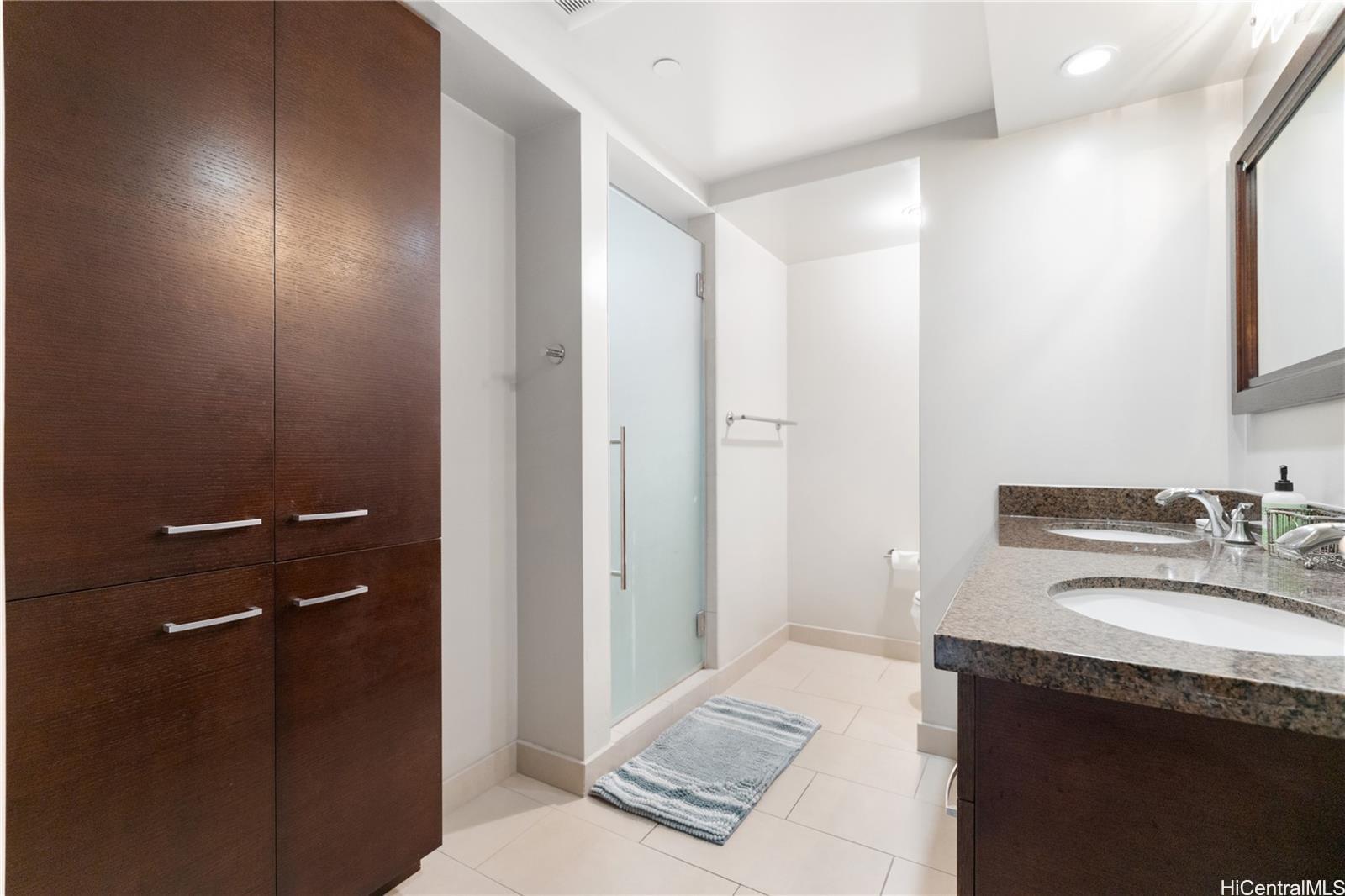 Allure Waikiki condo # 2001, Honolulu, Hawaii - photo 16 of 25