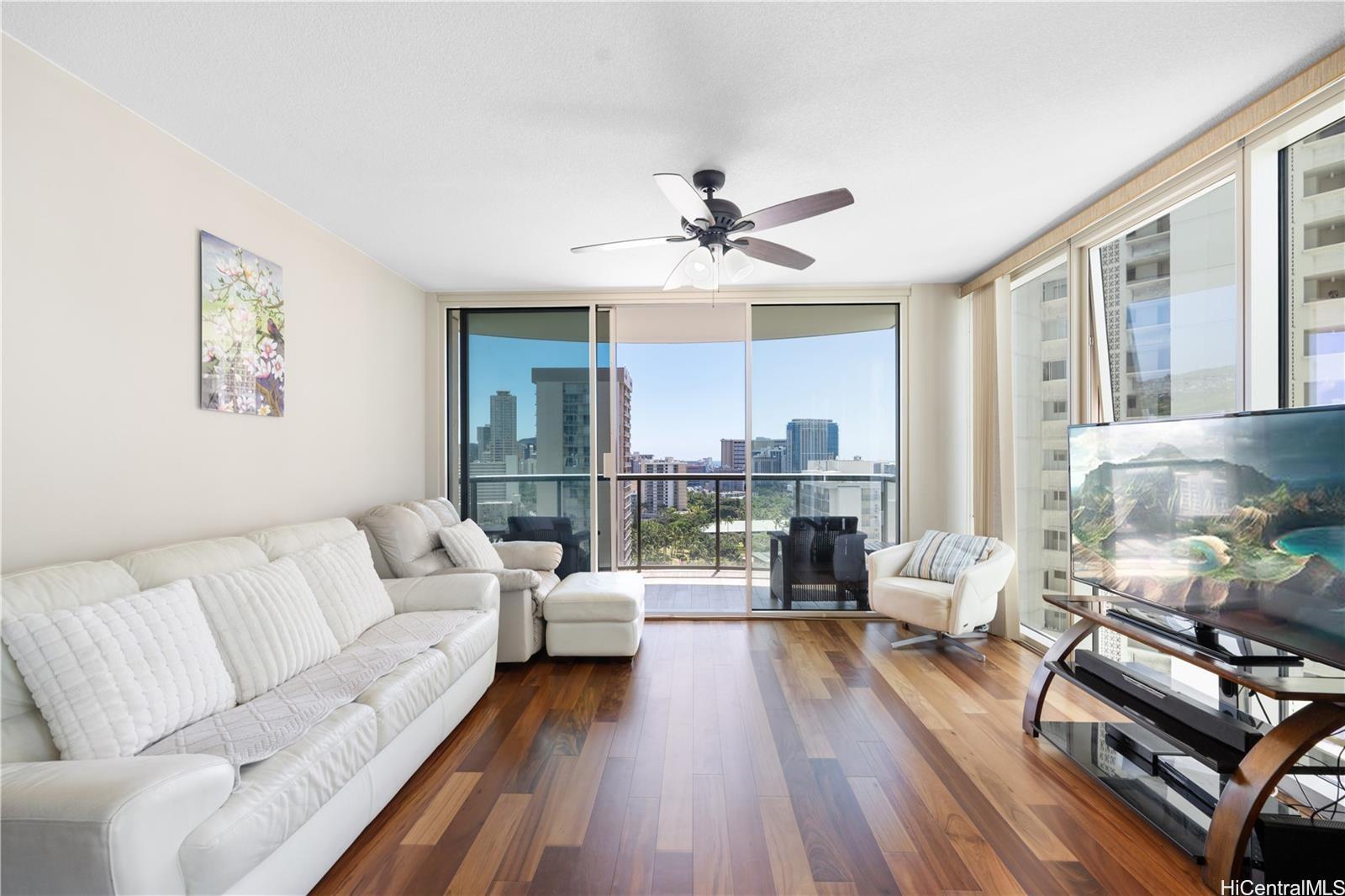 Allure Waikiki condo # 2001, Honolulu, Hawaii - photo 4 of 25