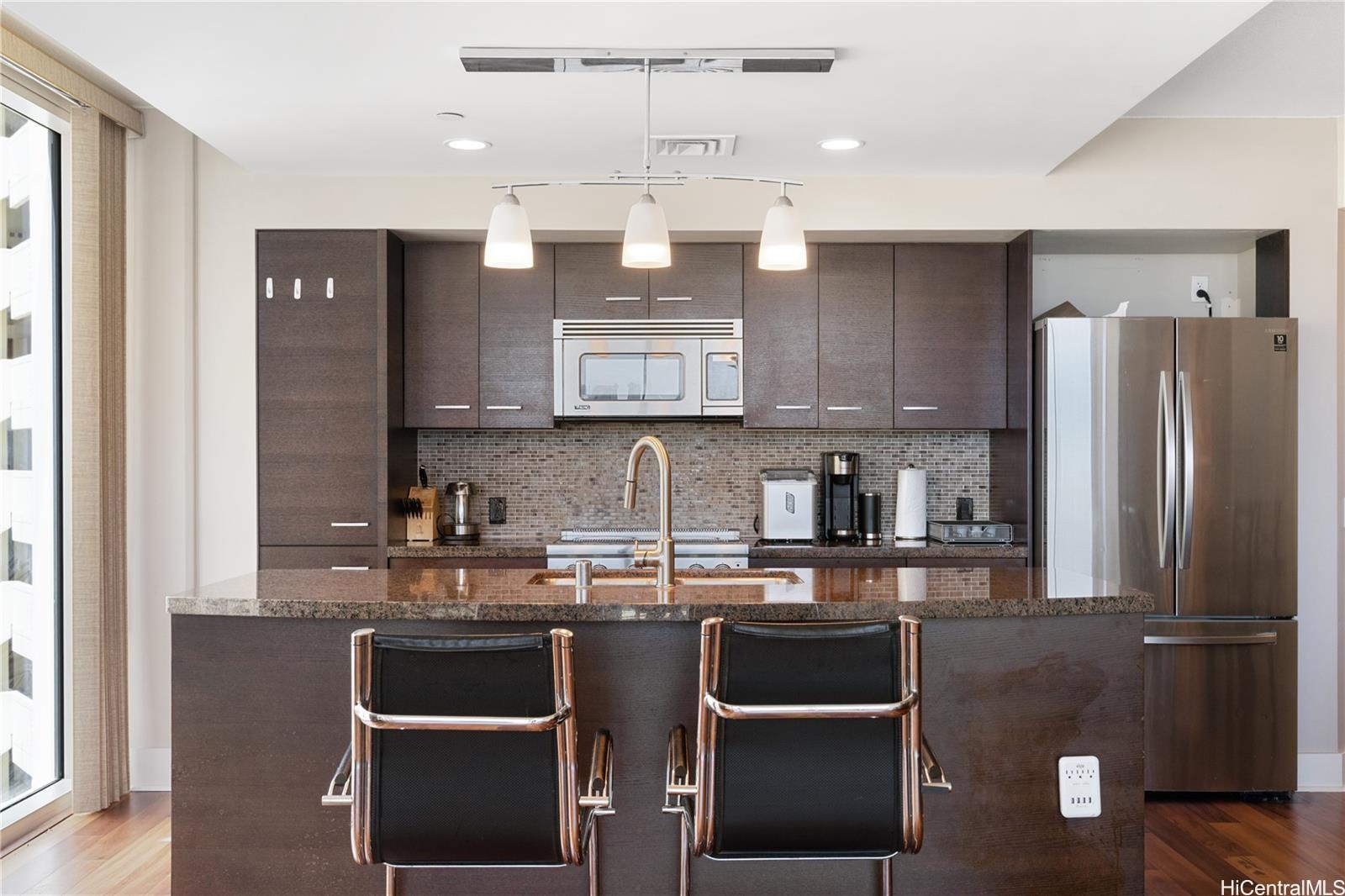 Allure Waikiki condo # 2001, Honolulu, Hawaii - photo 7 of 25