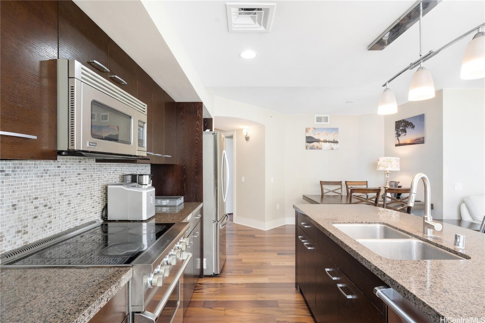 Allure Waikiki condo # 2001, Honolulu, Hawaii - photo 9 of 25