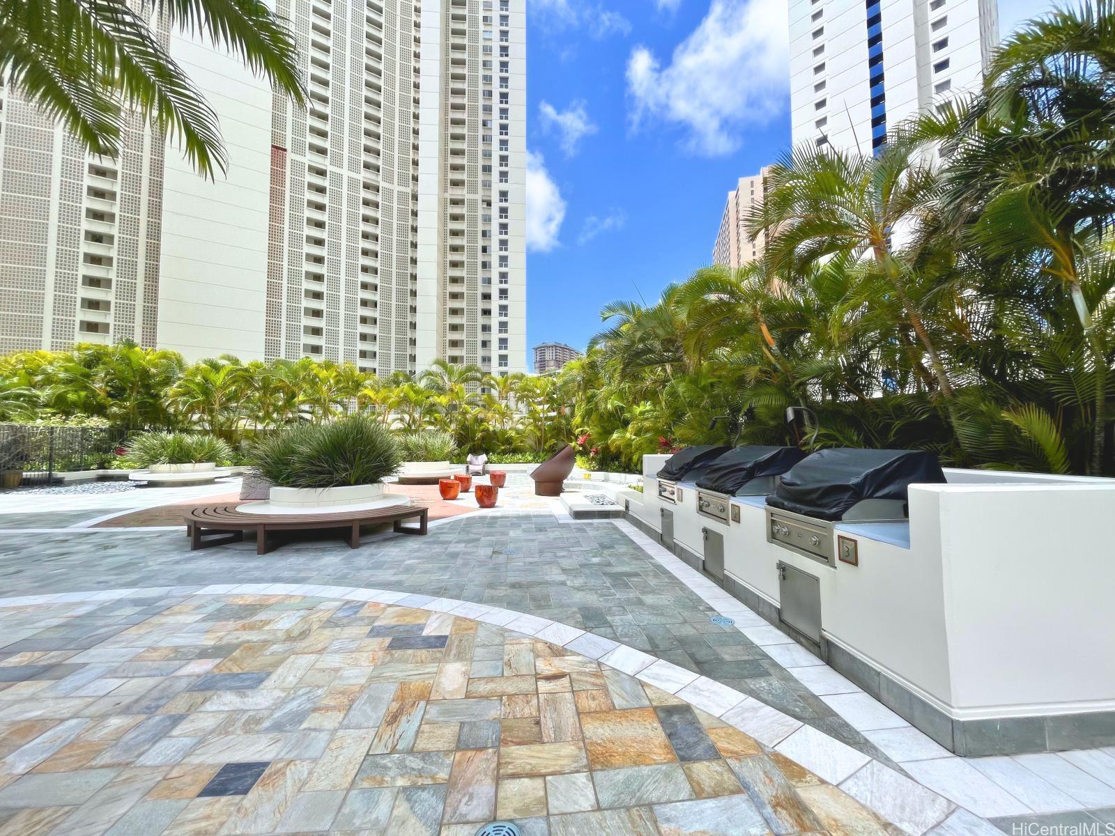 1837 Kalakaua Ave Honolulu - Rental - photo 17 of 18