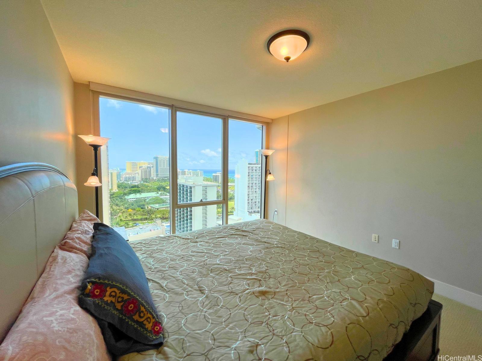 1837 Kalakaua Ave Honolulu - Rental - photo 5 of 18