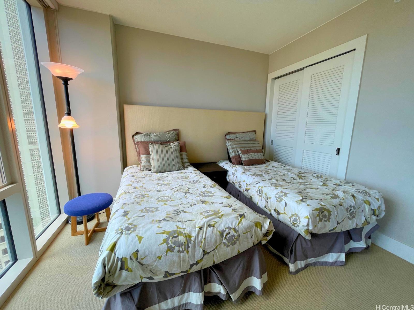 1837 Kalakaua Ave Honolulu - Rental - photo 7 of 18