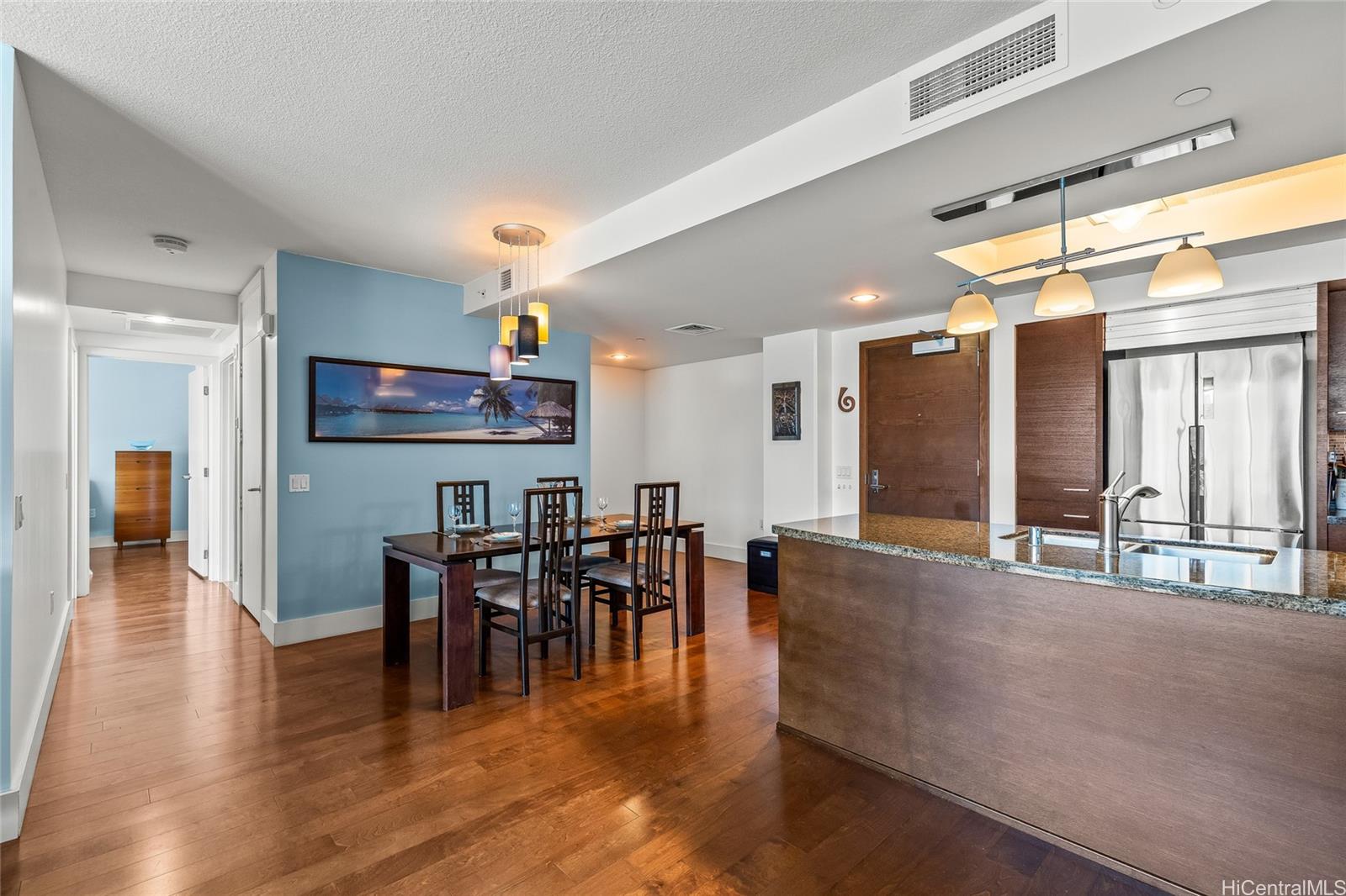 Allure Waikiki condo # 2209, Honolulu, Hawaii - photo 9 of 25