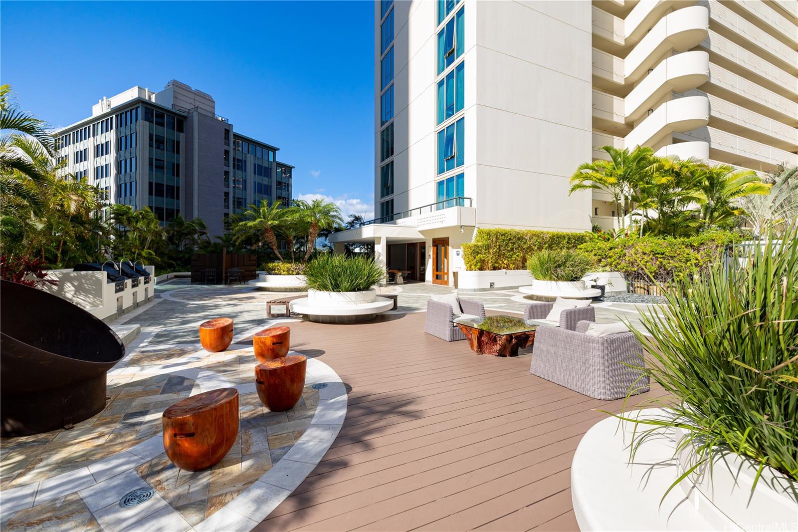 Allure Waikiki condo # 2501, Honolulu, Hawaii - photo 22 of 25