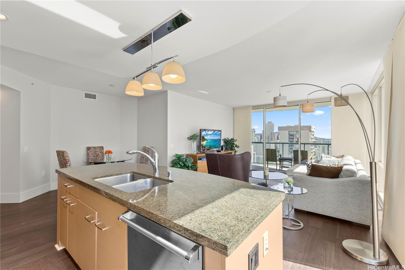 Allure Waikiki condo # 2501, Honolulu, Hawaii - photo 8 of 25