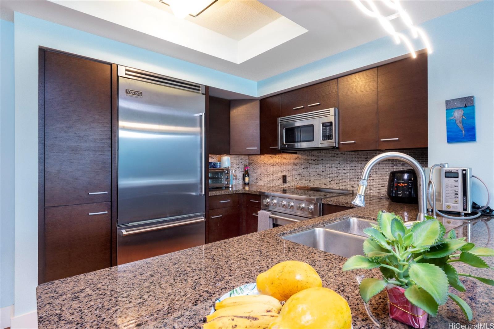 Allure Waikiki condo # 2608, Honolulu, Hawaii - photo 6 of 24