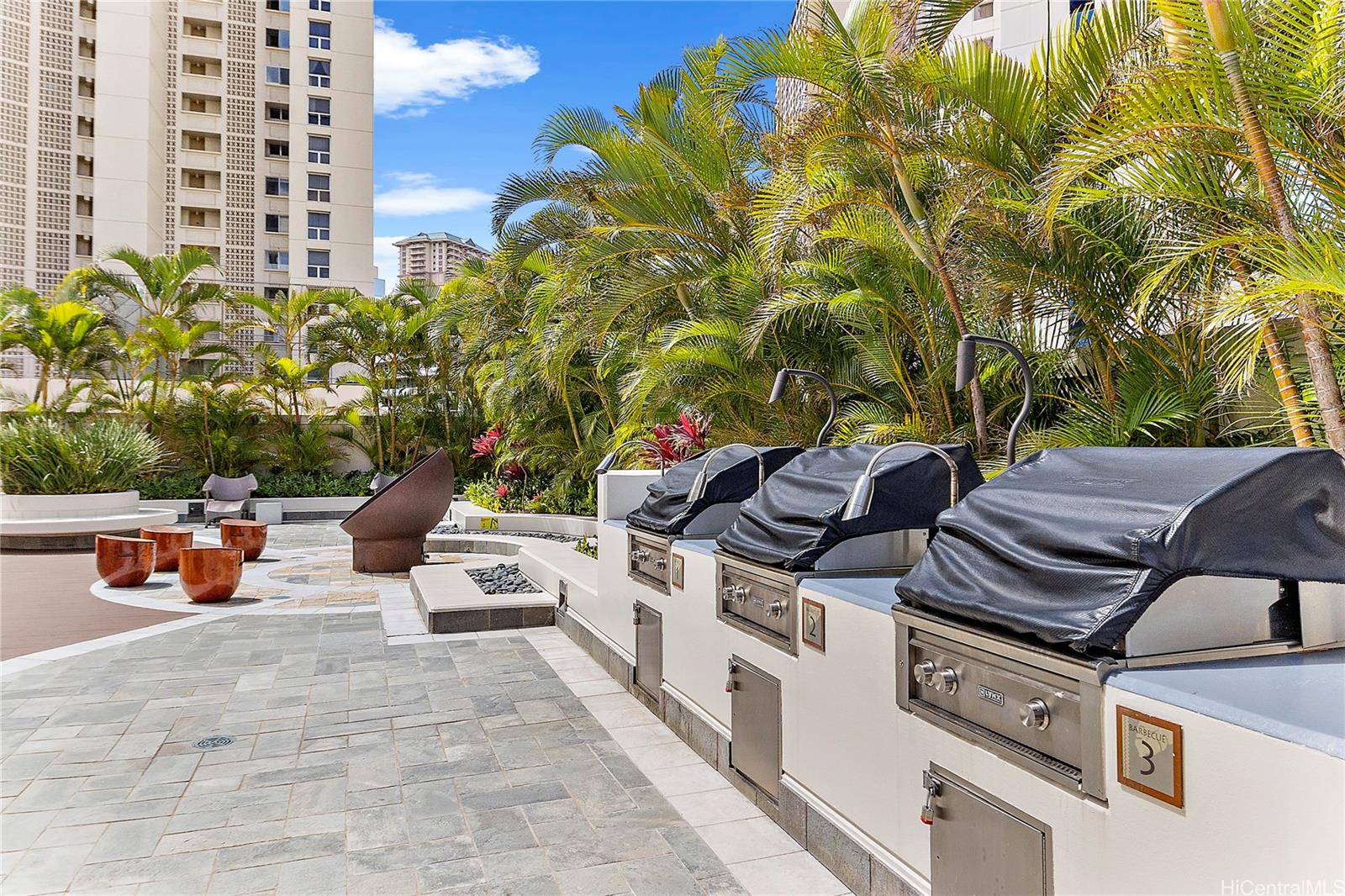 Allure Waikiki condo # 3102, Honolulu, Hawaii - photo 18 of 23