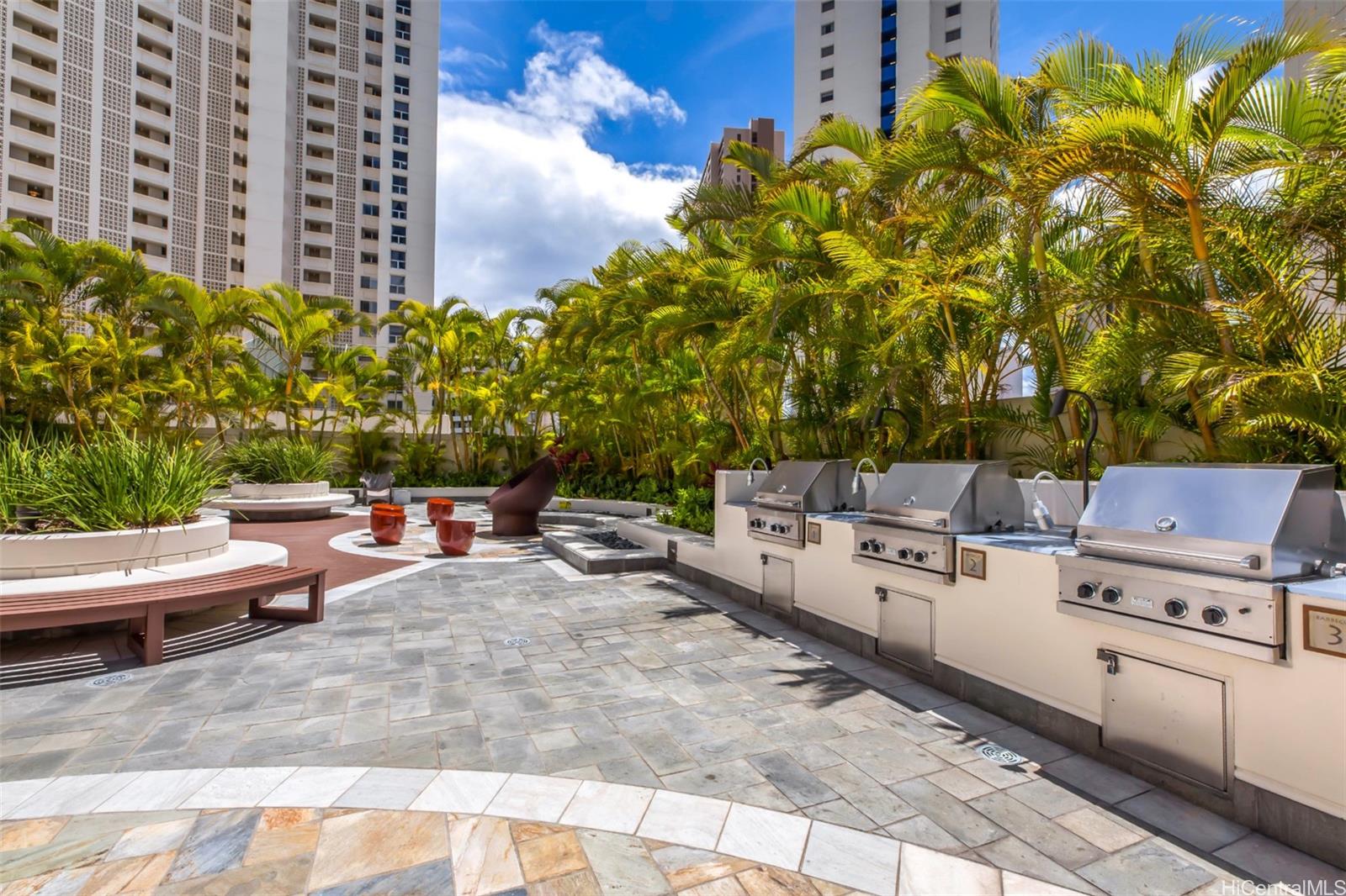 Allure Waikiki condo # 3304, Honolulu, Hawaii - photo 23 of 23