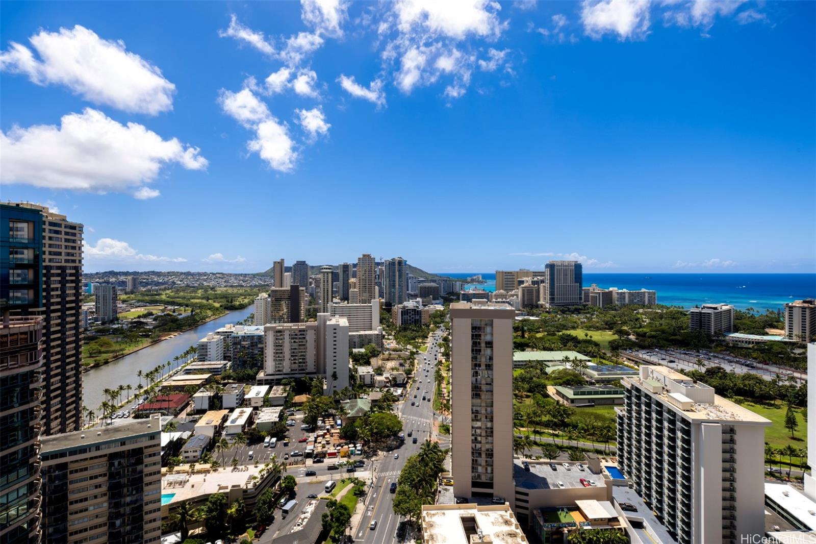 Allure Waikiki condo # 3304, Honolulu, Hawaii - photo 4 of 23