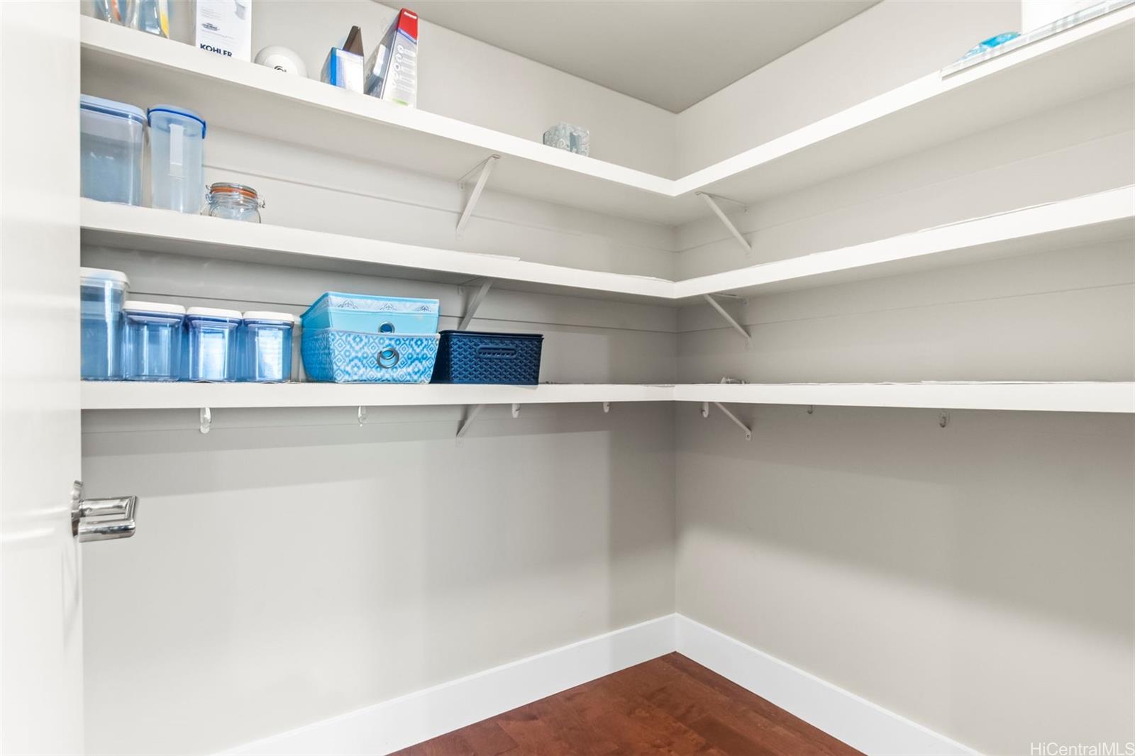 Allure Waikiki condo # 3506, Honolulu, Hawaii - photo 7 of 25