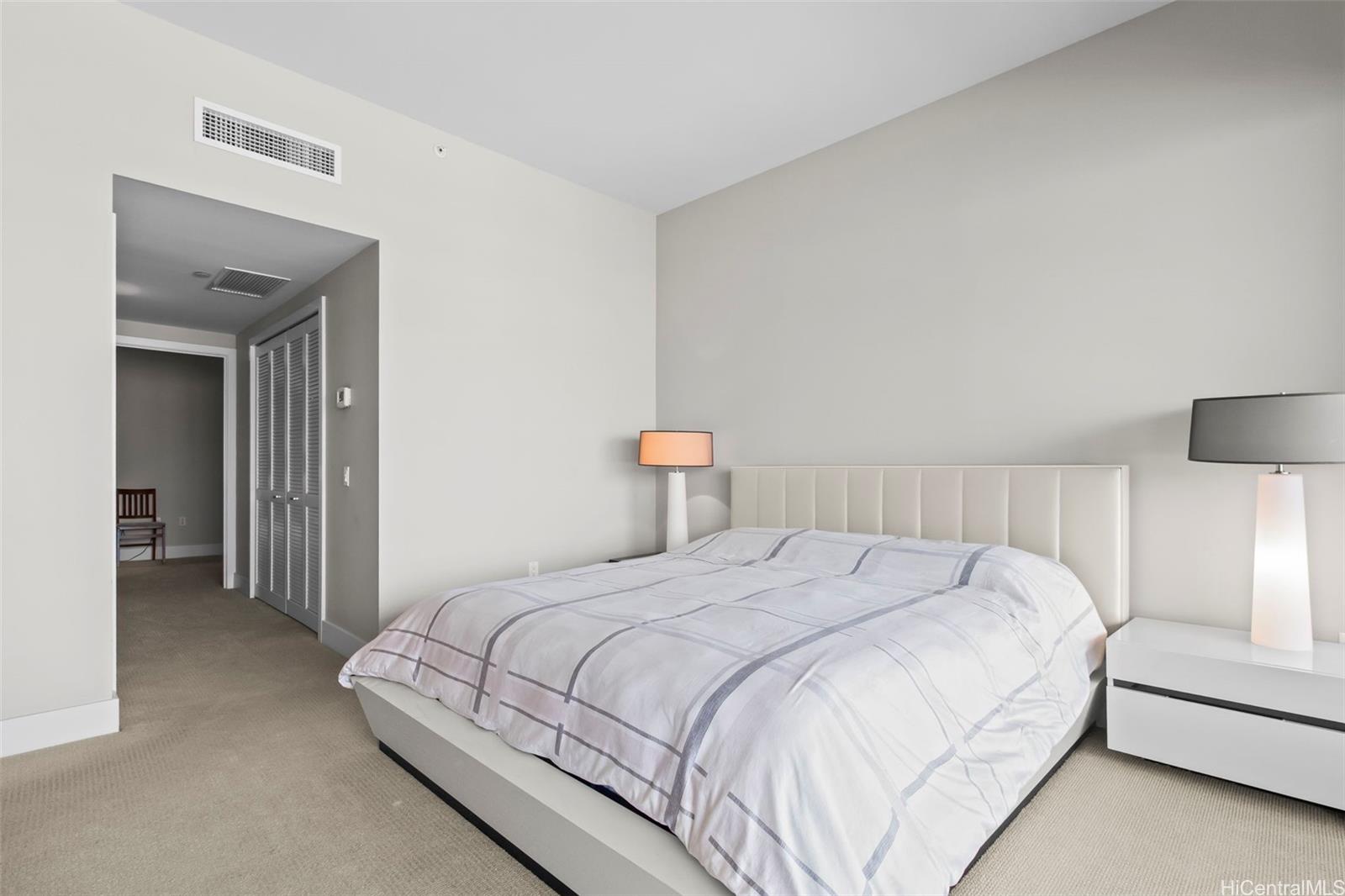 Allure Waikiki condo # 3506, Honolulu, Hawaii - photo 10 of 25