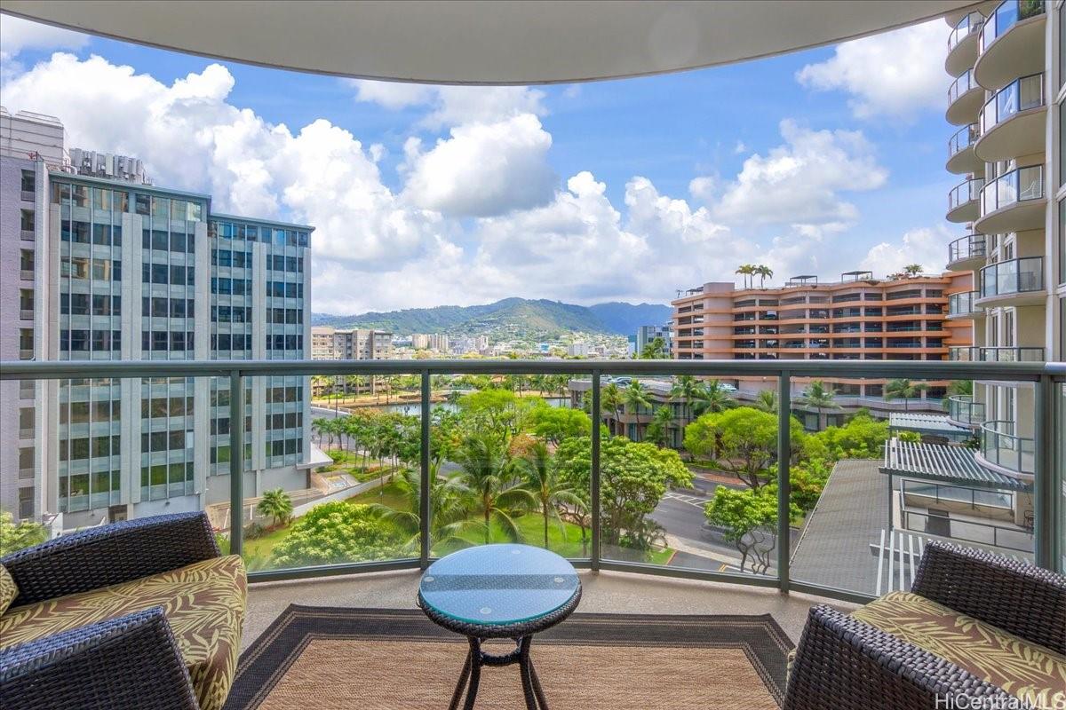 Allure Waikiki condo # 808, Honolulu, Hawaii - photo 8 of 25