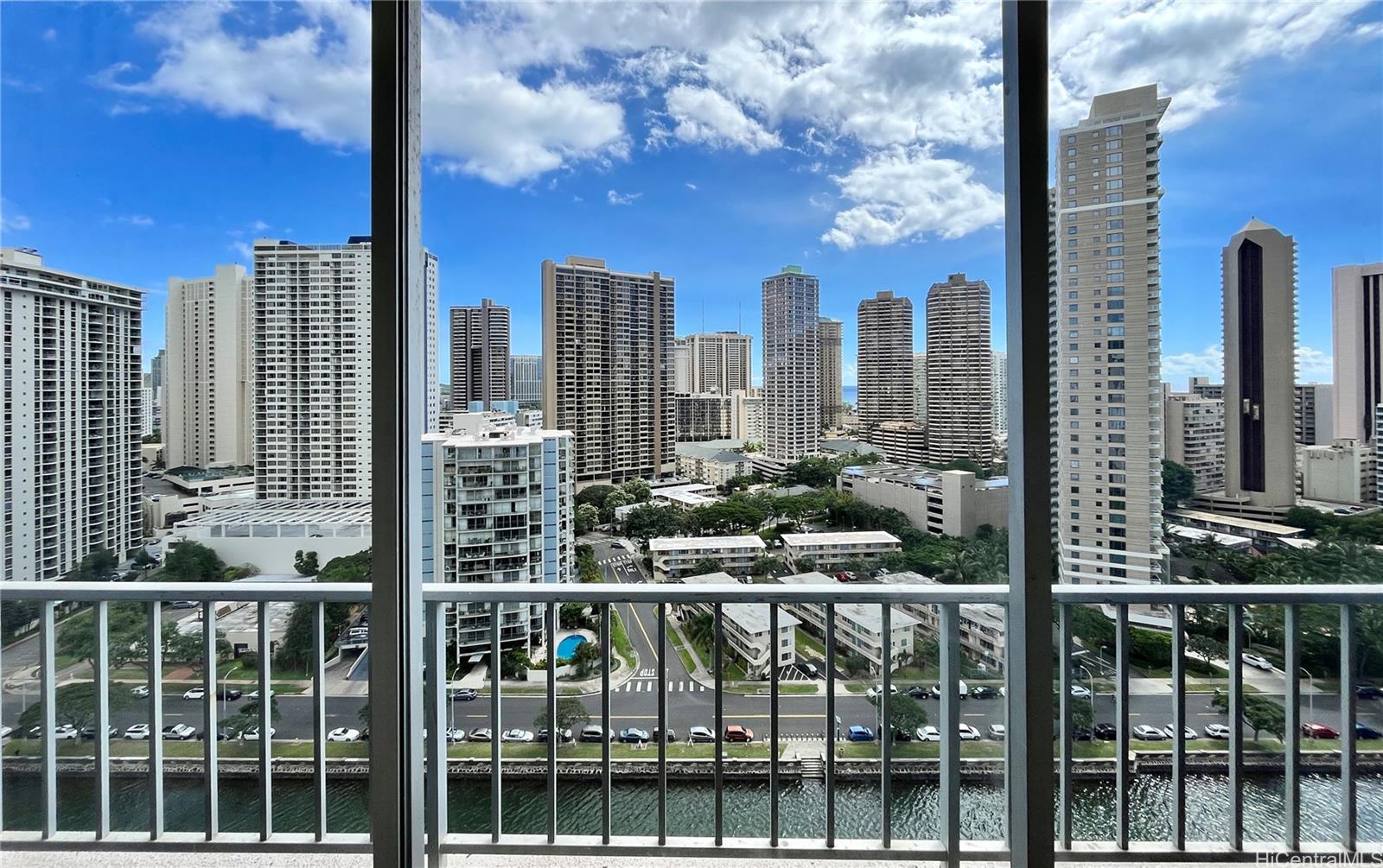 Summer Palace condo # 2101, Honolulu, Hawaii - photo 11 of 21