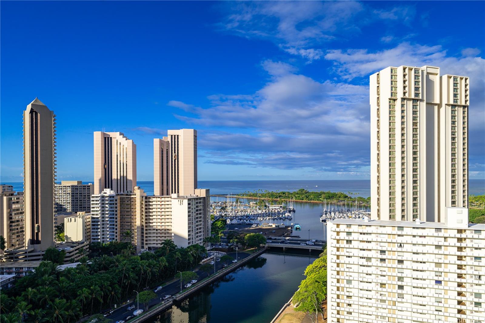 Summer Palace condo # 2208, Honolulu, Hawaii - photo 12 of 16
