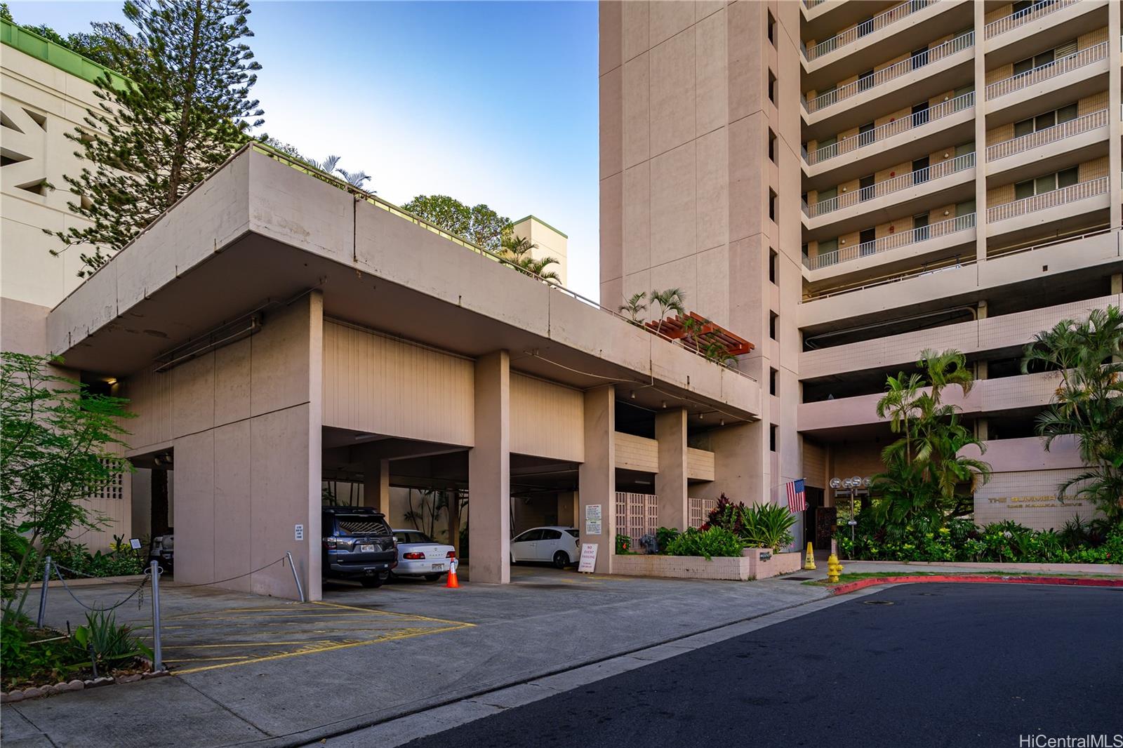 Summer Palace condo # 2208, Honolulu, Hawaii - photo 15 of 16
