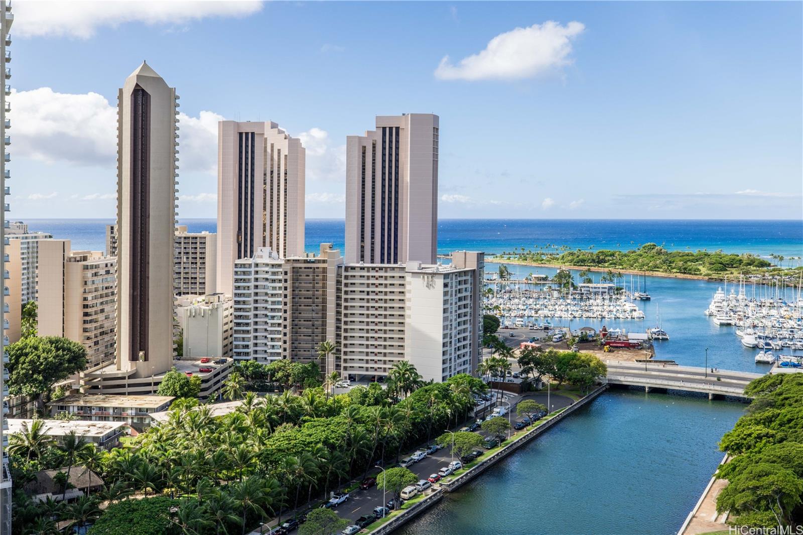 Summer Palace condo # 2404, Honolulu, Hawaii - photo 16 of 23