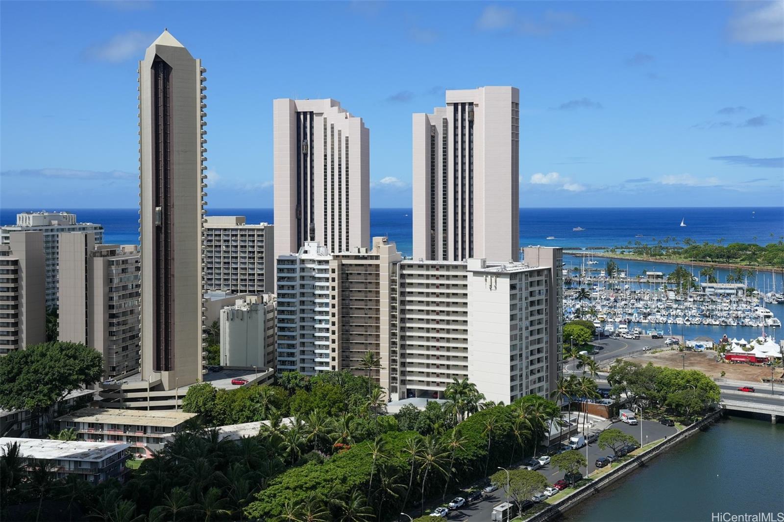 Summer Palace condo # 2408, Honolulu, Hawaii - photo 16 of 18