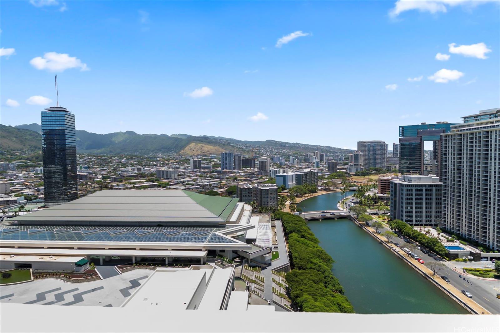 SUMMER PALACE condo # 2501, Honolulu, Hawaii - photo 12 of 20