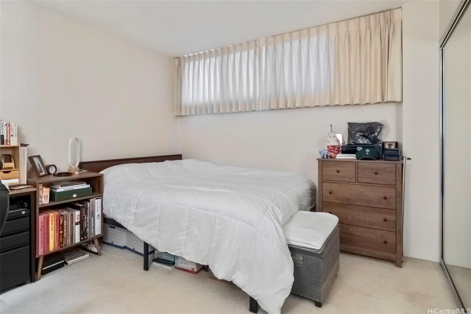 SUMMER PALACE condo # 2501, Honolulu, Hawaii - photo 9 of 20