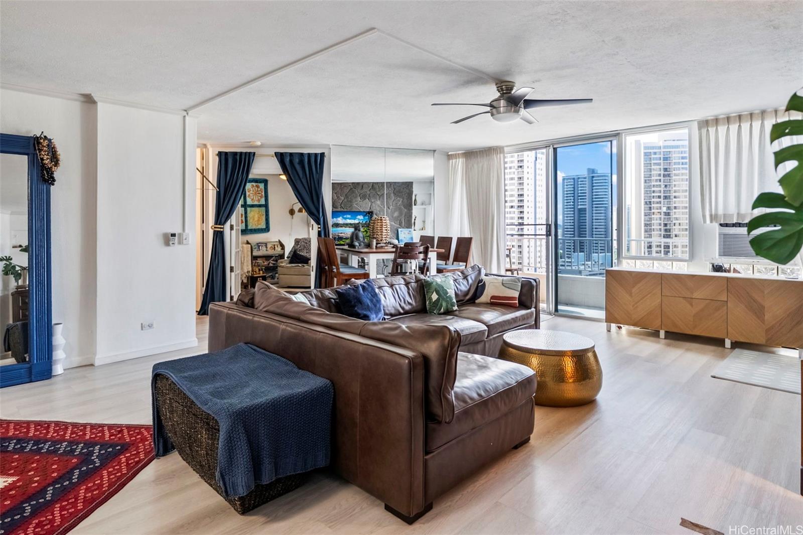 SUMMER PALACE condo # 2502, Honolulu, Hawaii - photo 3 of 21