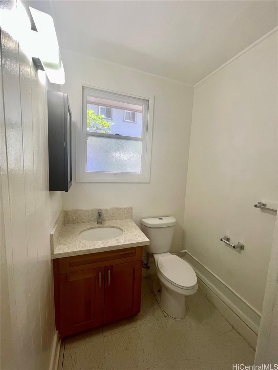 1849 Kaioo Dr Honolulu - Rental - photo 10 of 12