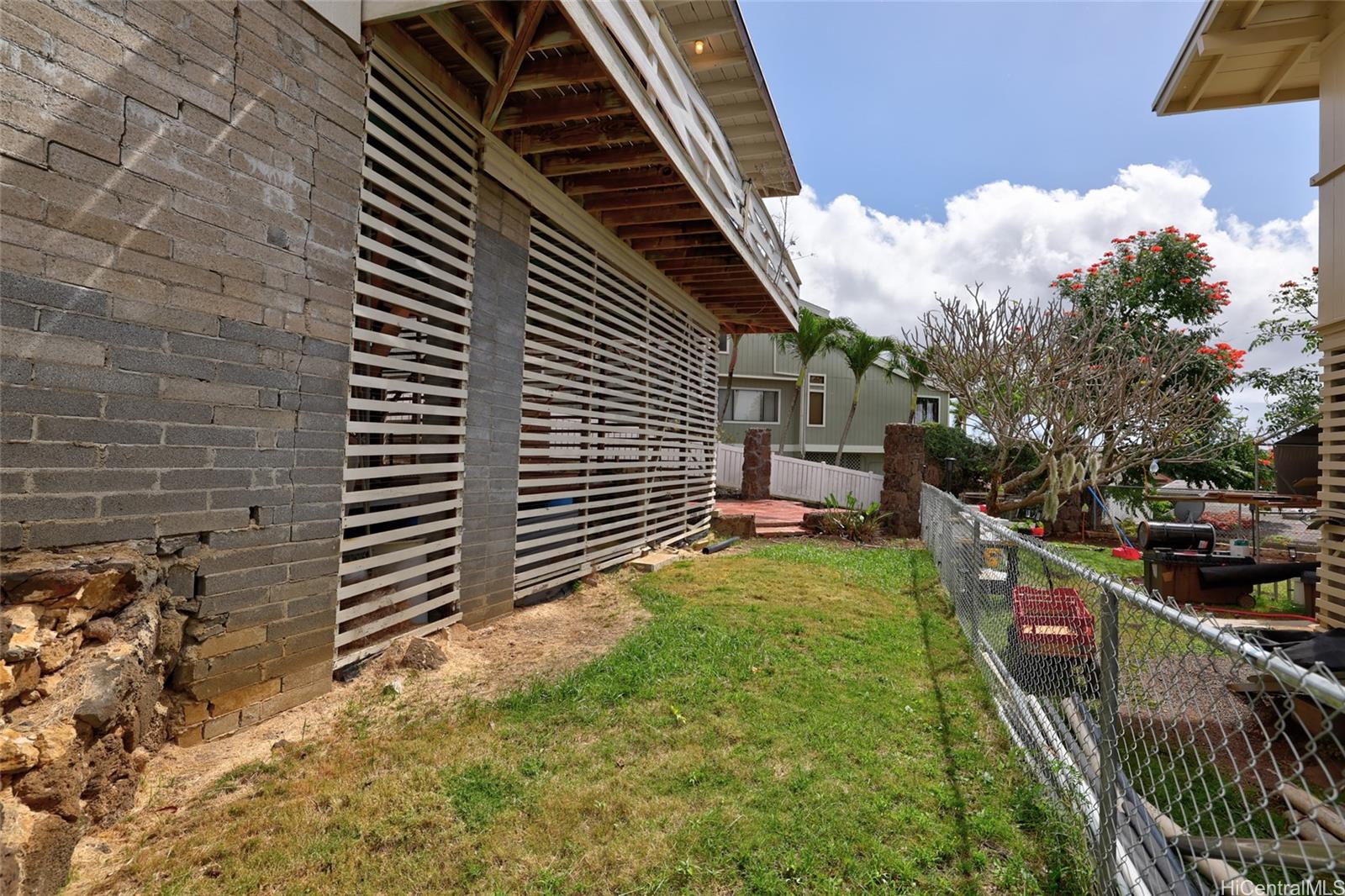 1849  Vancouver Place Manoa-lower, Honolulu home - photo 16 of 22