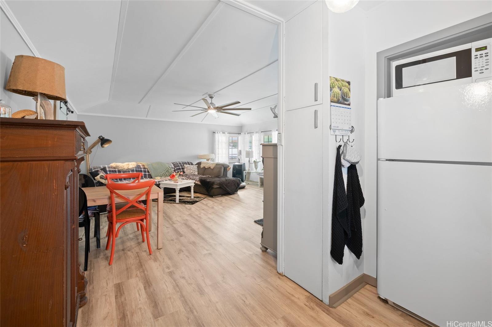 185  Ulupa Street Kalama Tract, Kailua home - photo 23 of 25