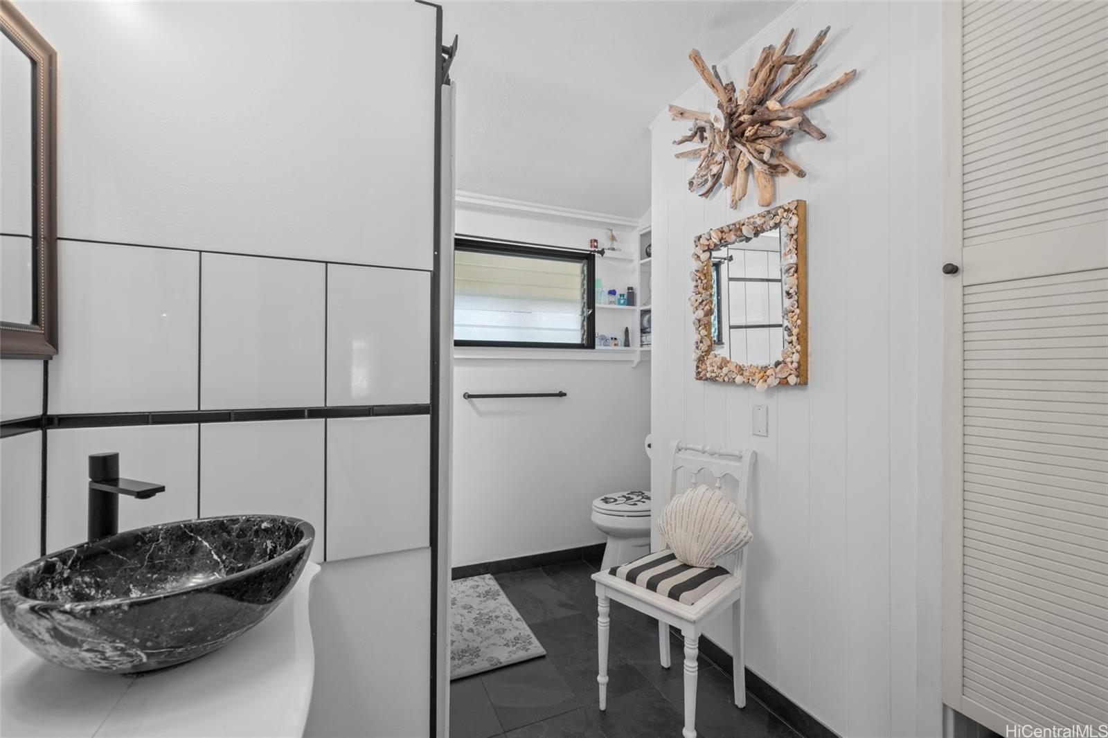 185  Ulupa Street Kalama Tract, Kailua home - photo 24 of 25