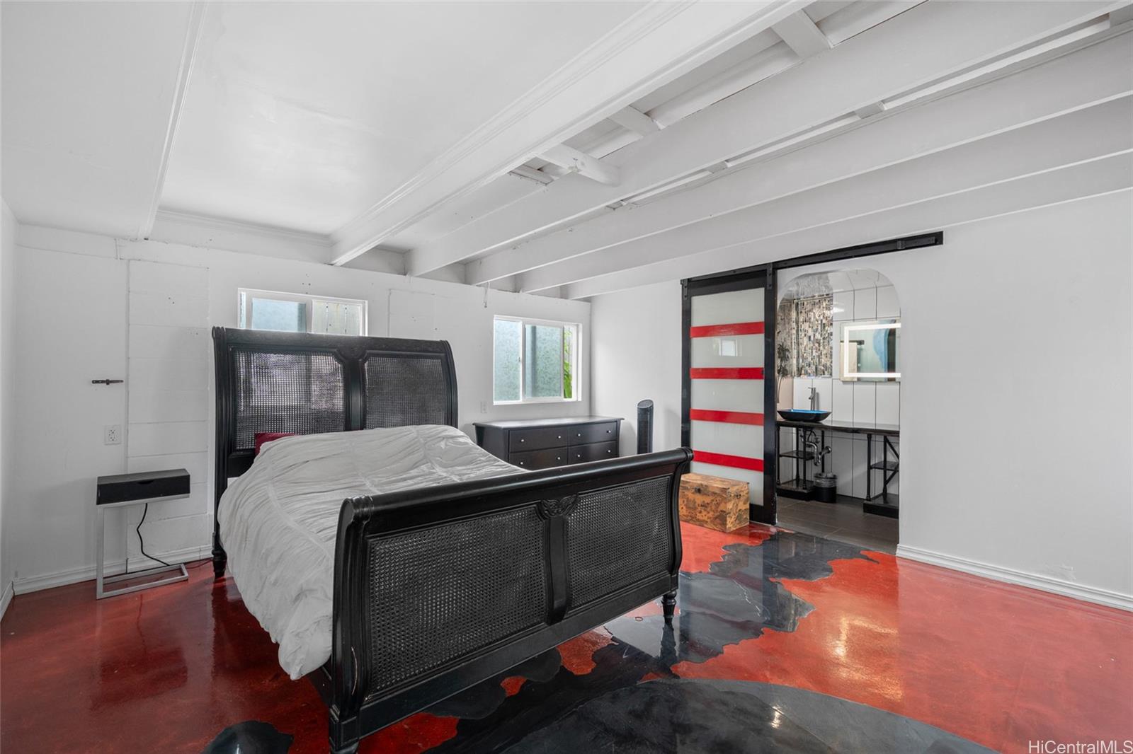 185  Ulupa Street Kalama Tract, Kailua home - photo 10 of 25