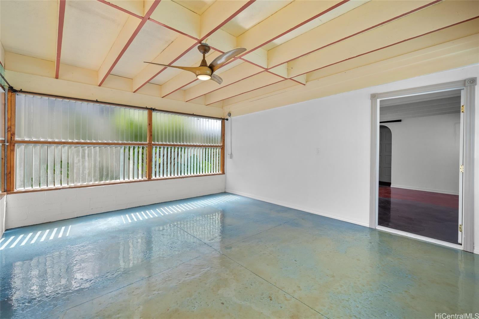 185  Ulupa Street Kalama Tract, Kailua home - photo 23 of 25