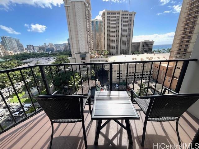 Palms At Waikiki condo # 1002, Honolulu, Hawaii - photo 14 of 19