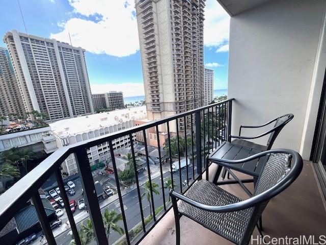 Palms At Waikiki condo # 1002, Honolulu, Hawaii - photo 15 of 19