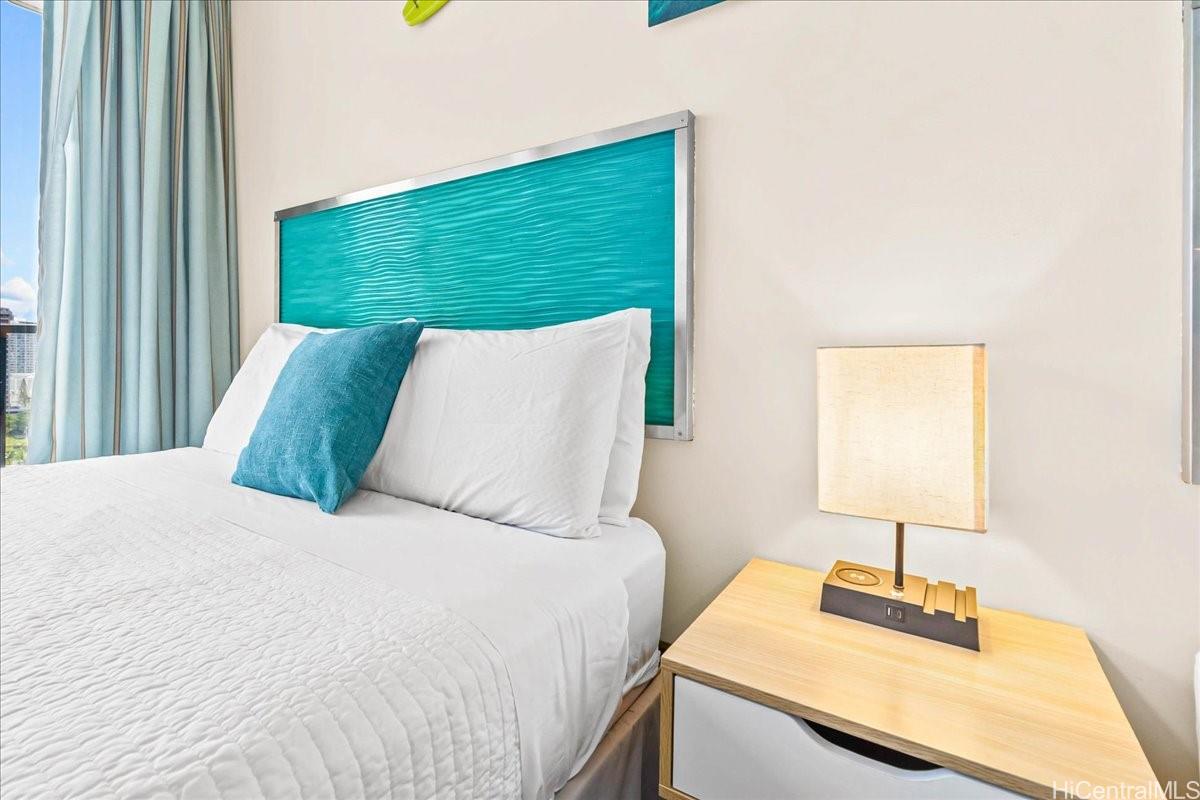 Palms At Waikiki condo # 1107, Honolulu, Hawaii - photo 11 of 24