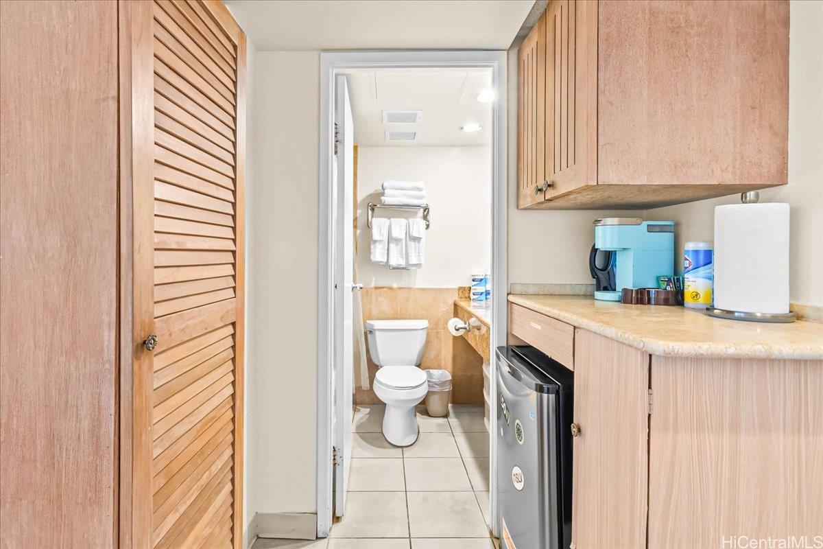 Palms At Waikiki condo # 1107, Honolulu, Hawaii - photo 12 of 24