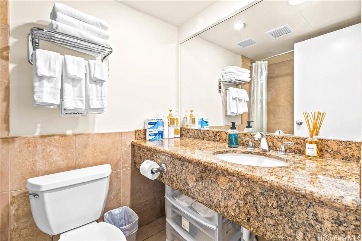 Palms At Waikiki condo # 1107, Honolulu, Hawaii - photo 15 of 24