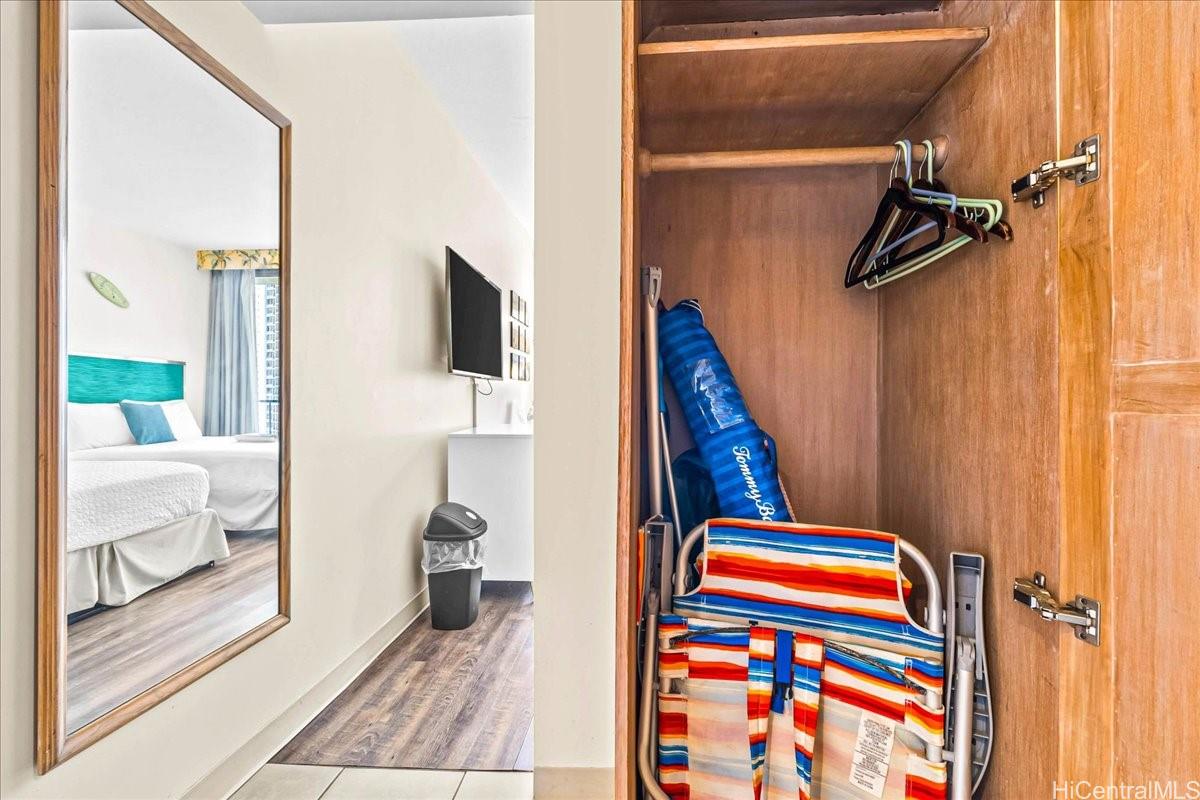 Palms At Waikiki condo # 1107, Honolulu, Hawaii - photo 16 of 24