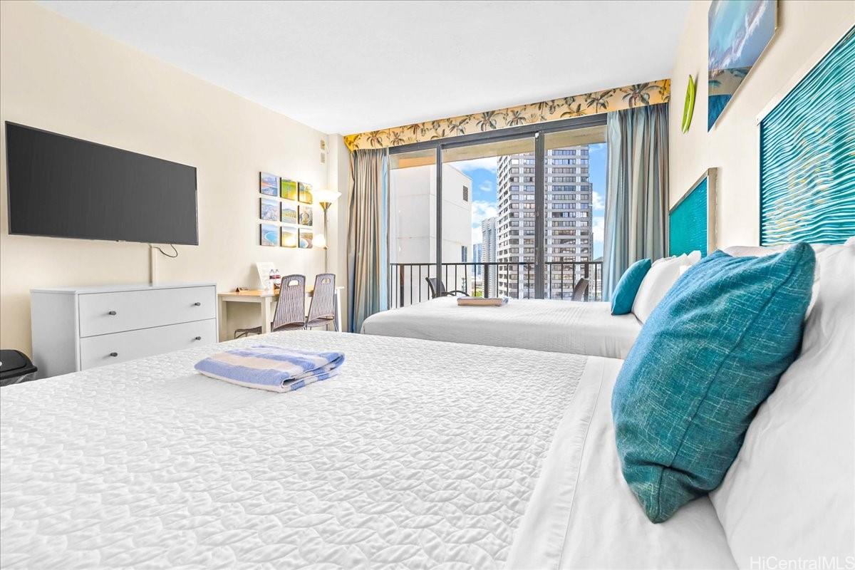 Palms At Waikiki condo # 1107, Honolulu, Hawaii - photo 3 of 24