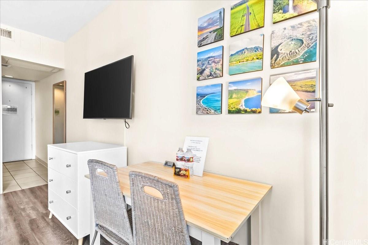 Palms At Waikiki condo # 1107, Honolulu, Hawaii - photo 10 of 24