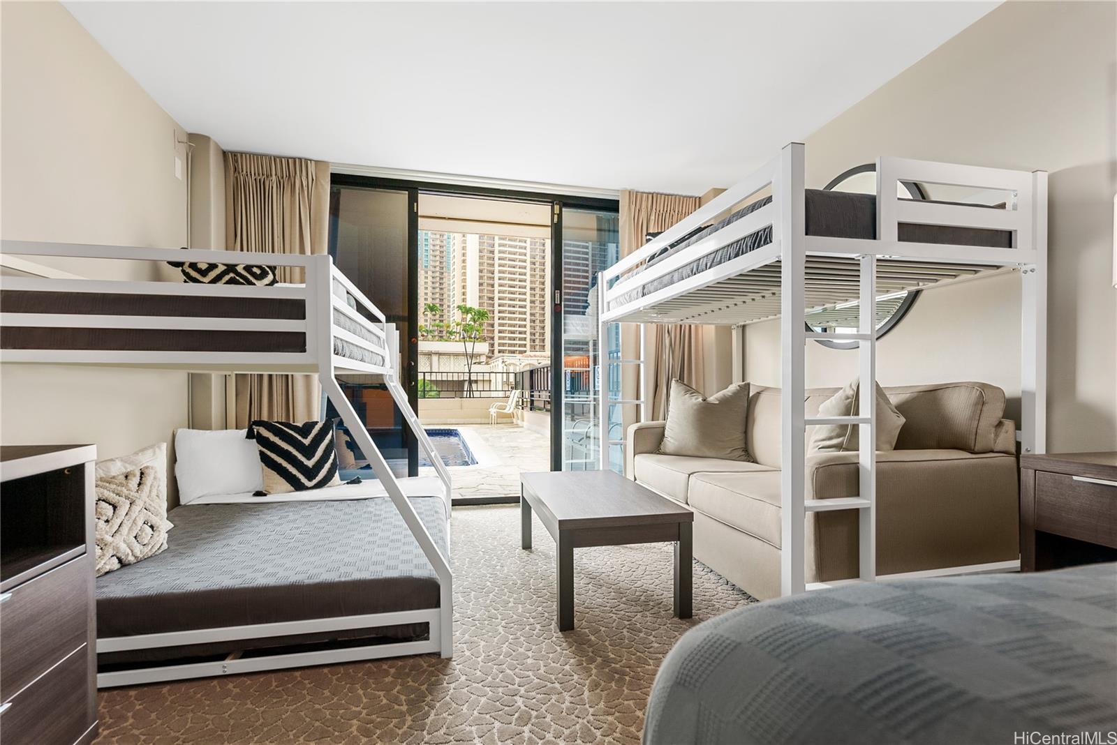 Palms At Waikiki condo # 202, Honolulu, Hawaii - photo 2 of 24