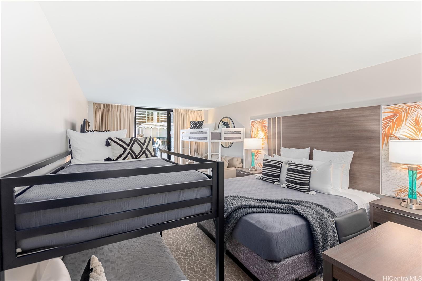 Palms At Waikiki condo # 202, Honolulu, Hawaii - photo 10 of 24