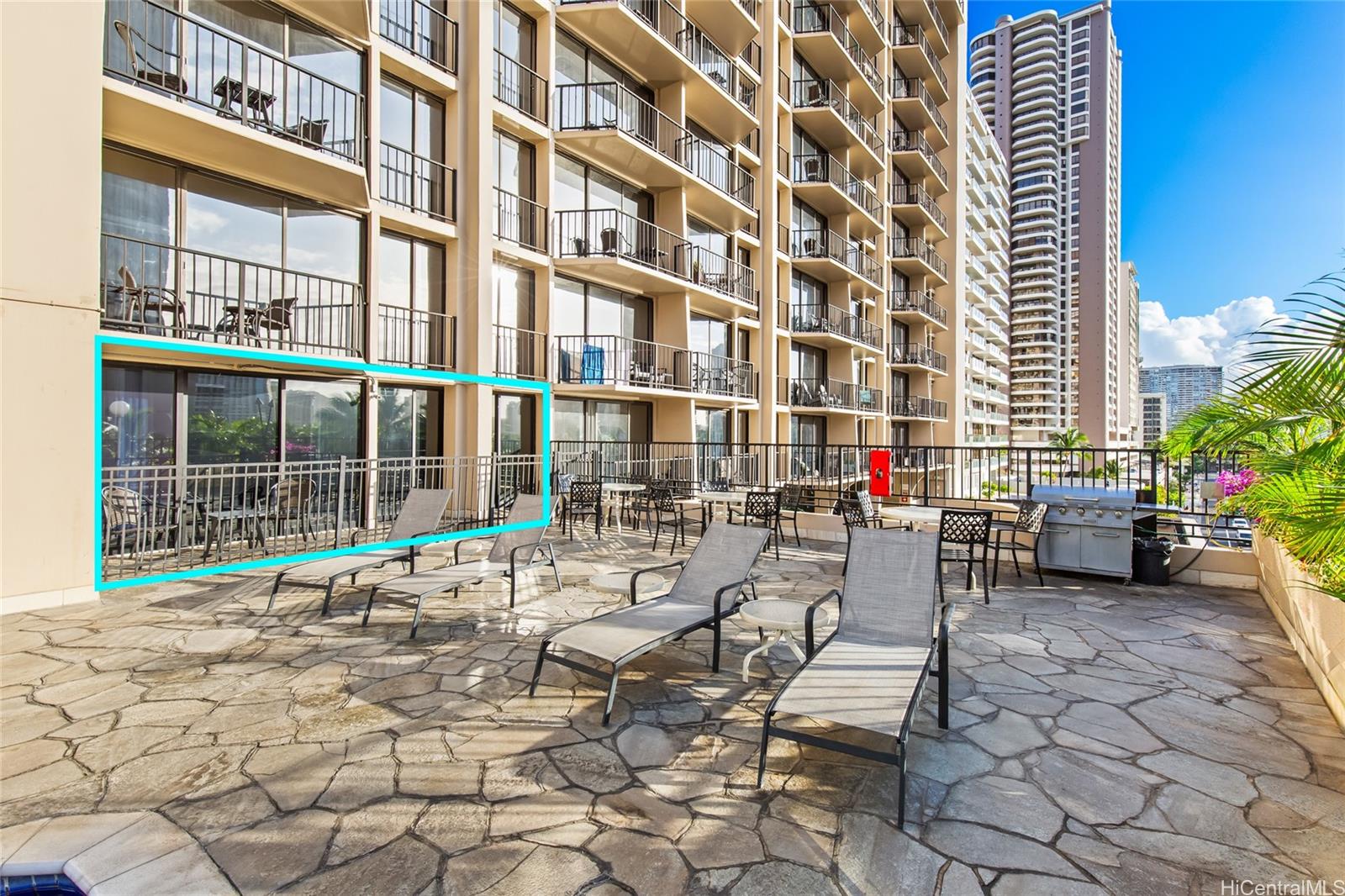 Palms At Waikiki condo # 206, Honolulu, Hawaii - photo 4 of 25