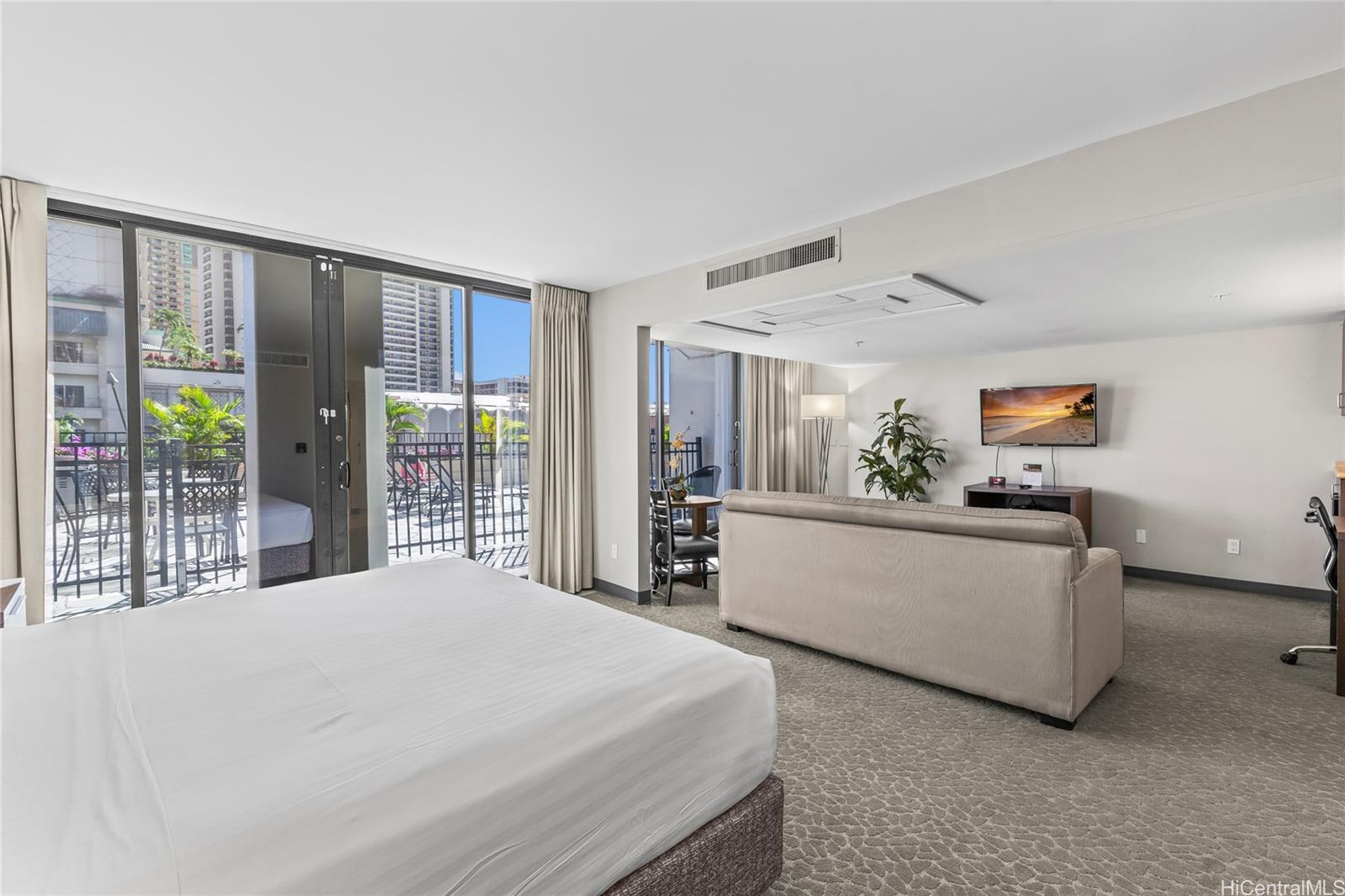 Palms At Waikiki condo # 206, Honolulu, Hawaii - photo 9 of 25