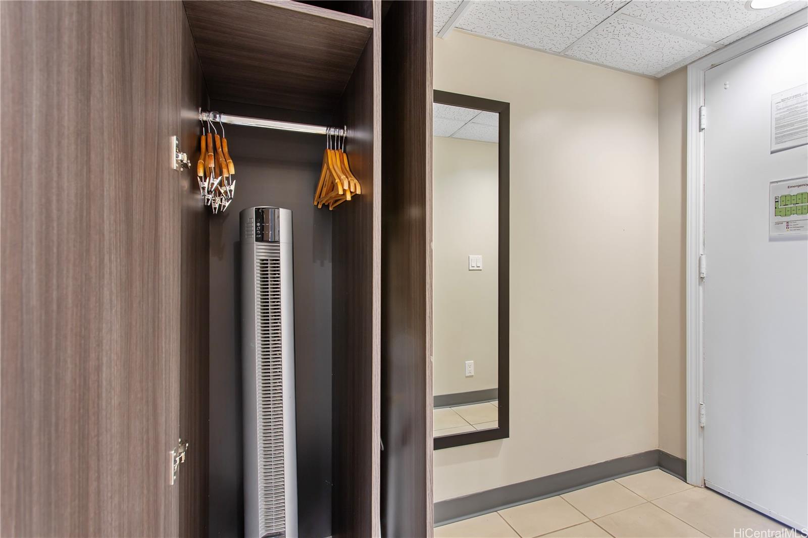 Palms At Waikiki condo # 209, Honolulu, Hawaii - photo 7 of 17