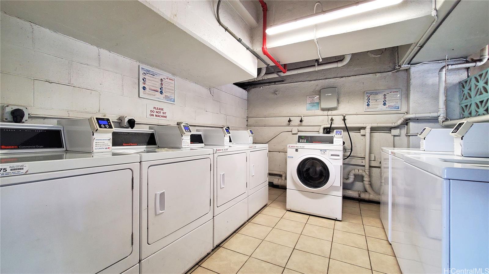 Palms at Waikiki condo # 222, Honolulu, Hawaii - photo 24 of 25